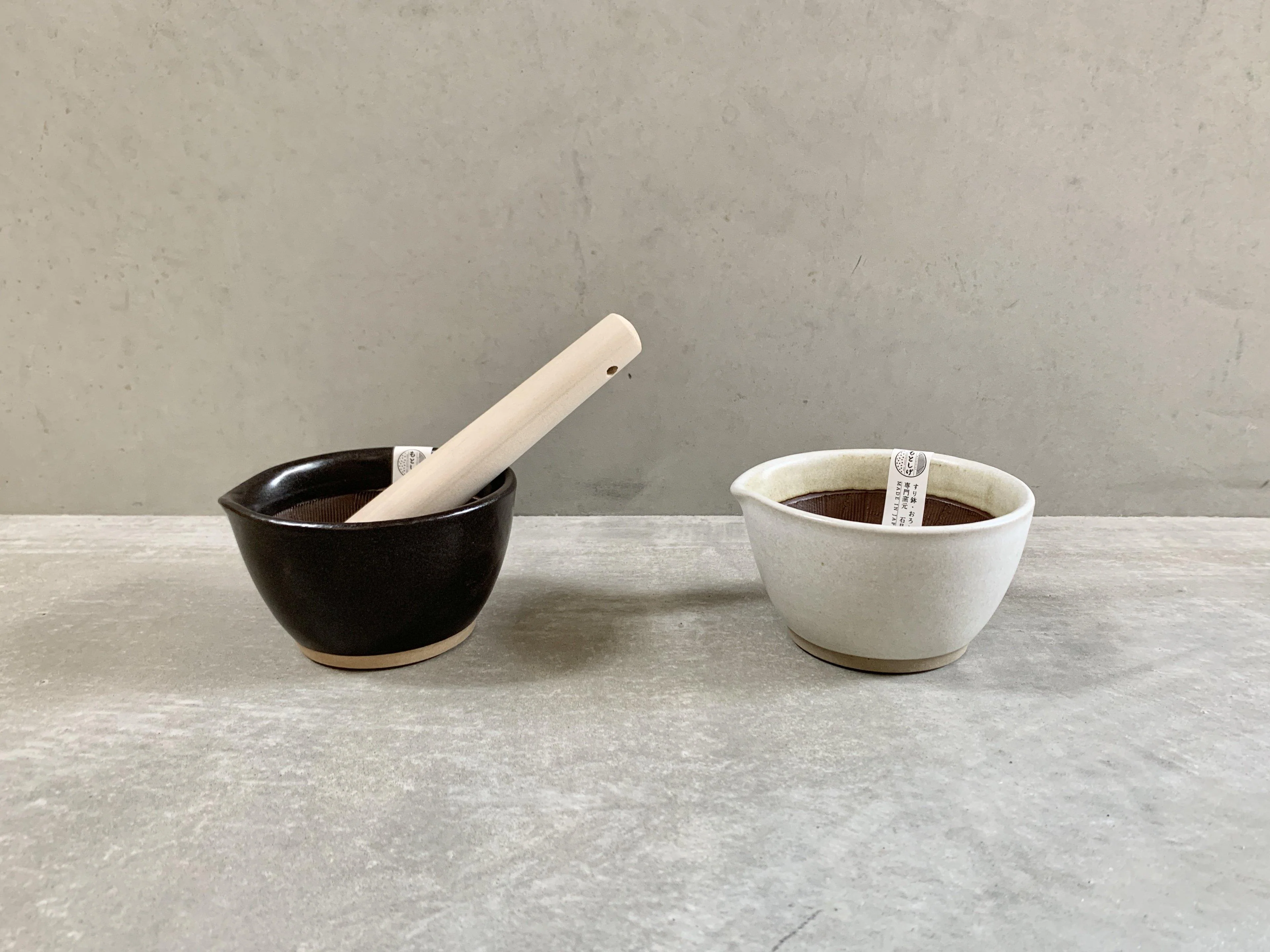 Mujun Motoshige Suri Bowl - Japanese Ceramic Mortar and Pestle - Image 14